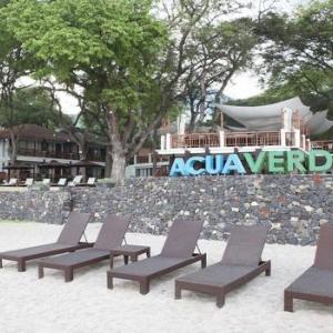 Acuaverde Beach Resort