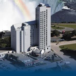 Oakes Hotel Overlooking The Falls