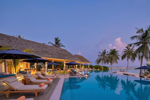 Emerald Faarufushi Resort & Spa – Deluxe All Inclusive