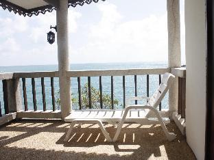 Coral Cove Resort