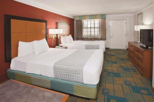 La Quinta Inn & Suites by Wyndham Savannah Midtown
