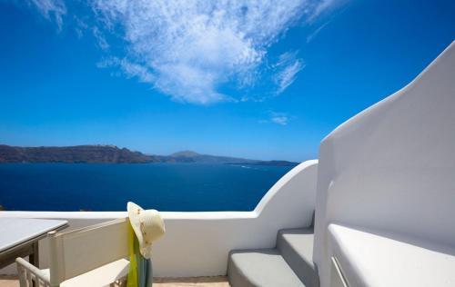Elegant Santorini House Villa Horizon Caldera View-Outdoor Hot Tub Oia