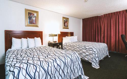 Sky-Palace Inn & Suites Wichita East