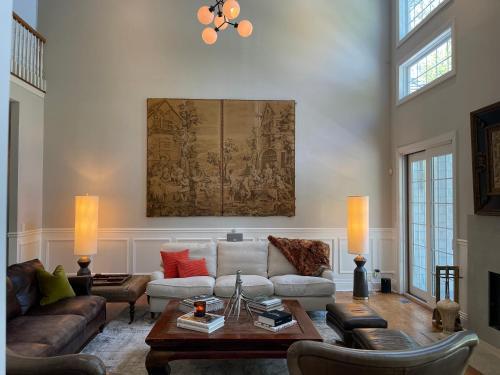 Stunning East Hampton Designer Home