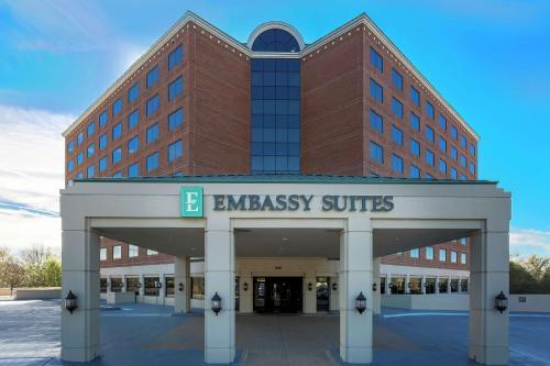 Embassy Suites By Hilton Hotel Dallas - Love Field
