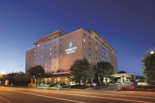 Embassy Suites By Hilton Charleston