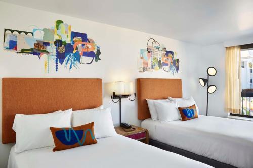 Avatar Hotel Santa Clara Tapestry Collection by Hilton