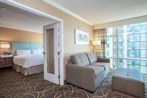 Hampton Inn And Suites By Hilton Downtown Vancouver